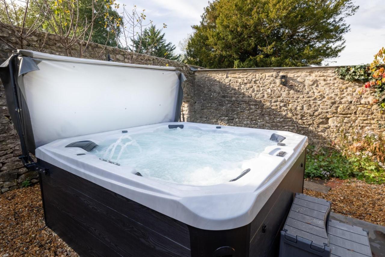 Topside House - Beautiful 7 Bedroom House With Hottub Wifi And Parking Near Bath Wells Frome Oakhill Ngoại thất bức ảnh
